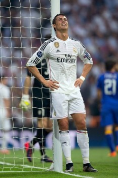 CR7, Real Madrid superstar and one of the best soccer players in the world, during the Real vs. Juve game (Photo: Tumblr)
