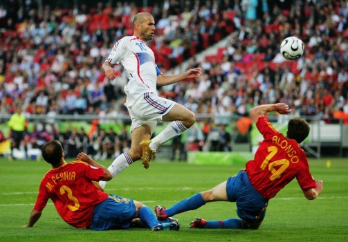 Zidane driving the Spanish defence crazy!