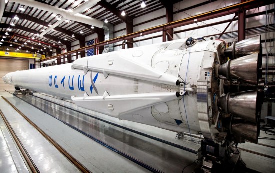 spacex-falcon-9-crs-3-retractable-legs